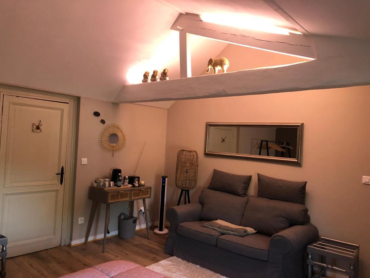 Le Numéro 15 Saint-Seurin-sur-l'Isle Esterno foto