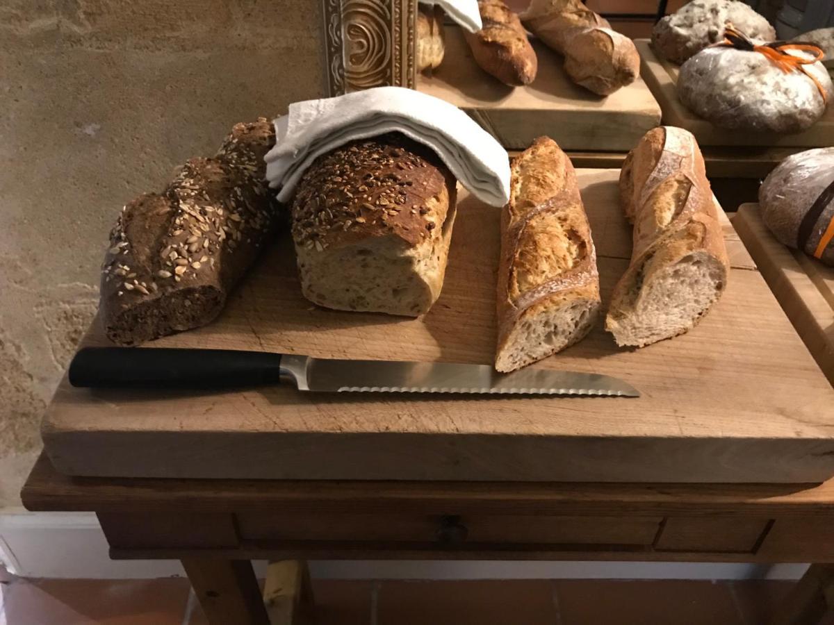 Le Numéro 15 Saint-Seurin-sur-l'Isle Esterno foto