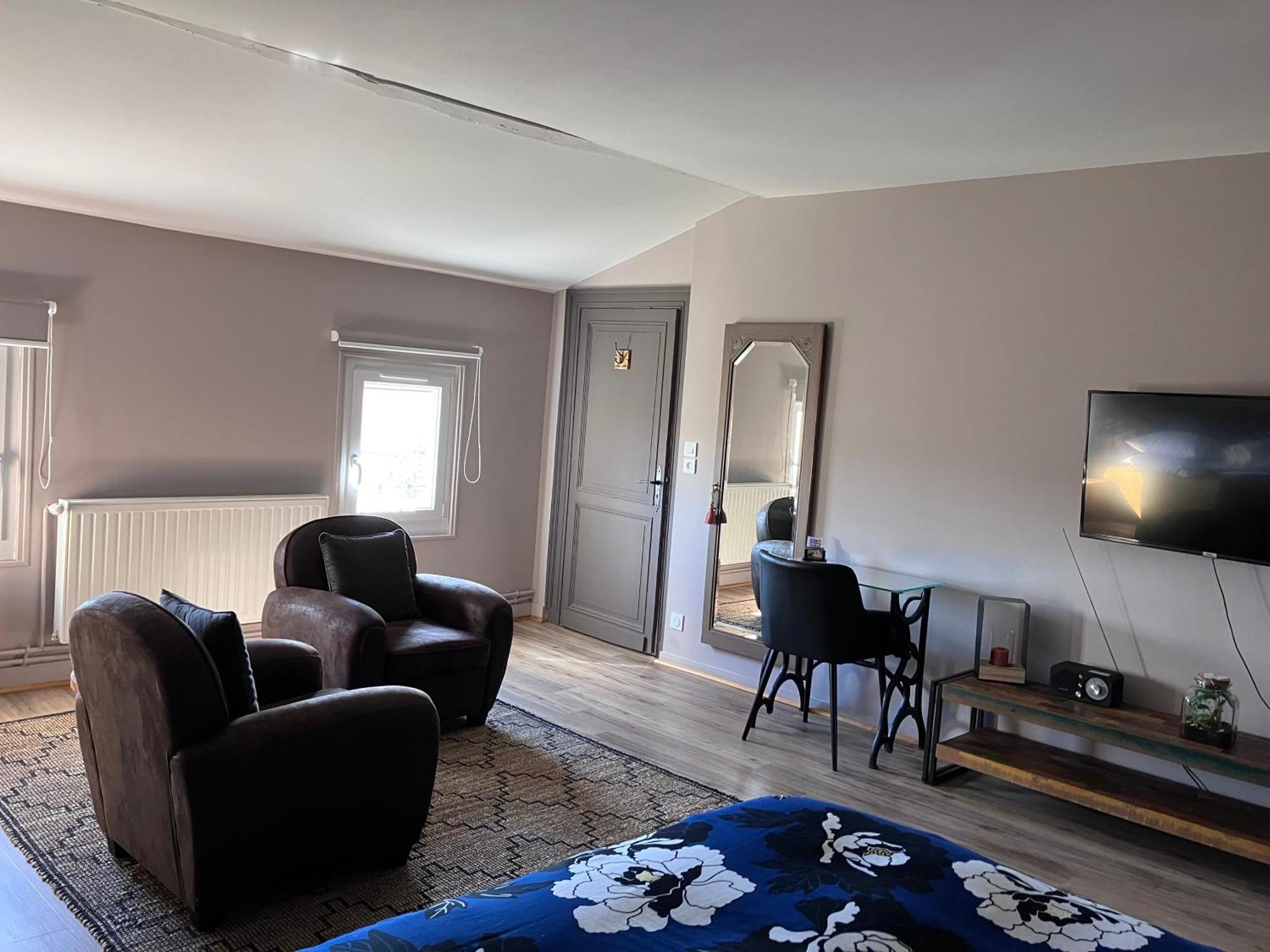 Le Numéro 15 Saint-Seurin-sur-l'Isle Esterno foto